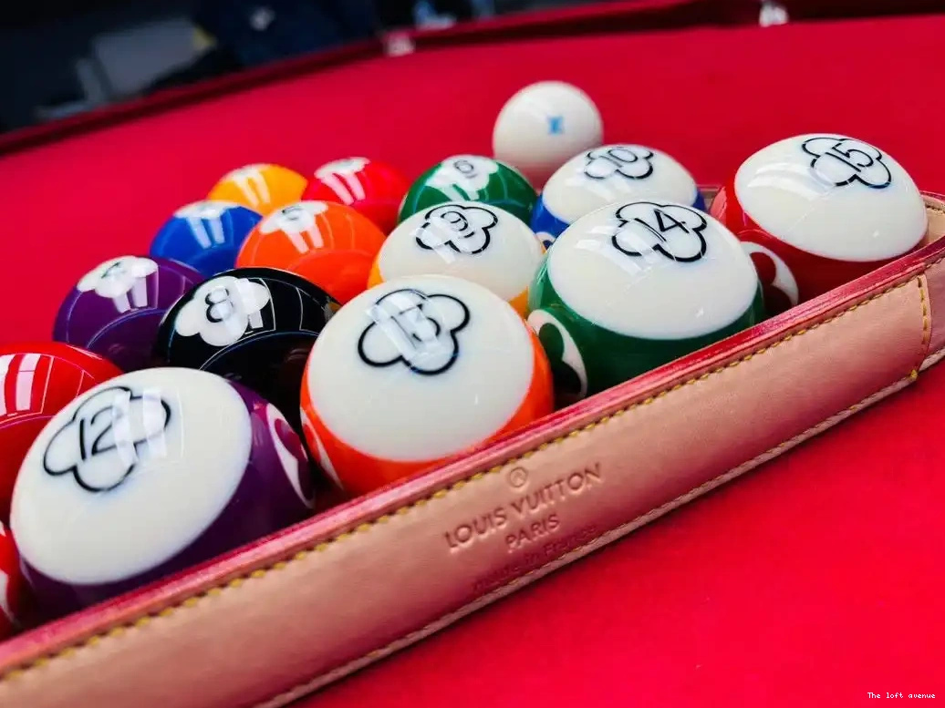 TABLE SET LV POOL 0616